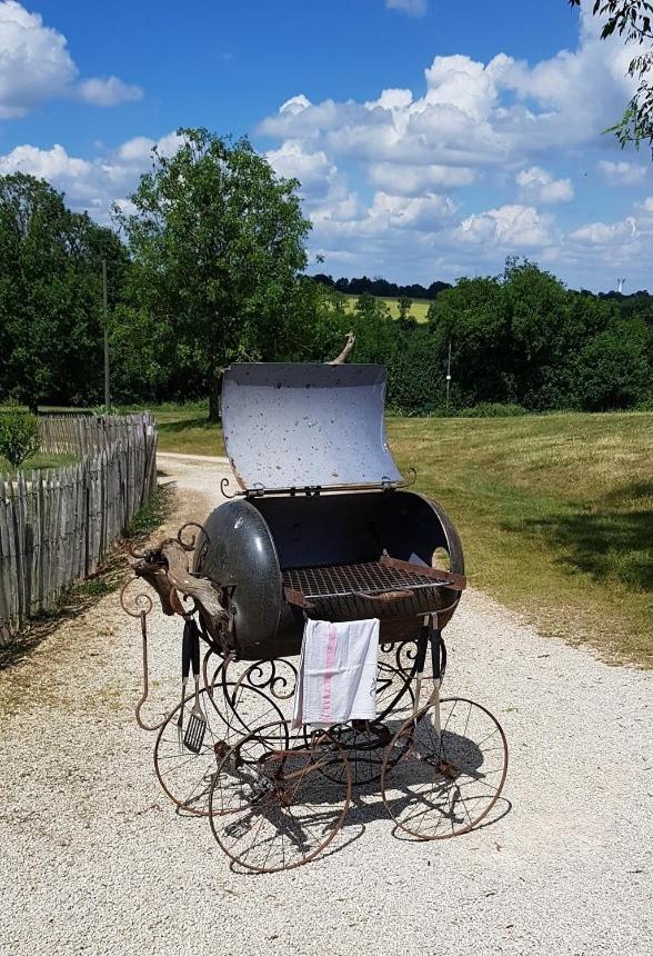 Camping La Petite Houmee Curzay-sur-Vonne المظهر الخارجي الصورة